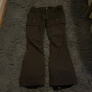 Like NEW Woman’s Burton snowboard/ski pants!